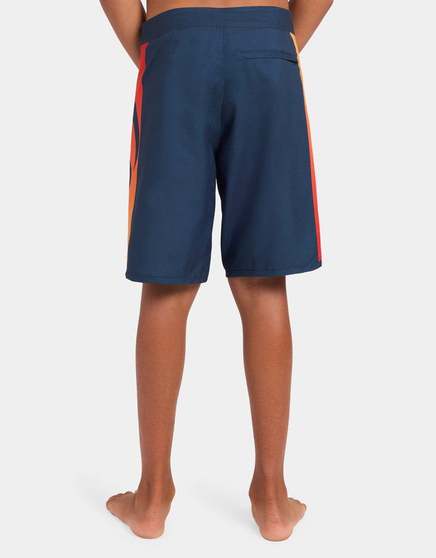Quiksilver - Boys 8 to 16 Everyday Holmes 17