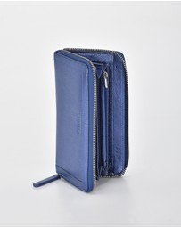 Cobb & Co - Portia RFID Protective Leather Zip Around Ladies Wallet