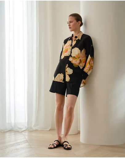 Trenery - Stretch Linen Blend Short in Black