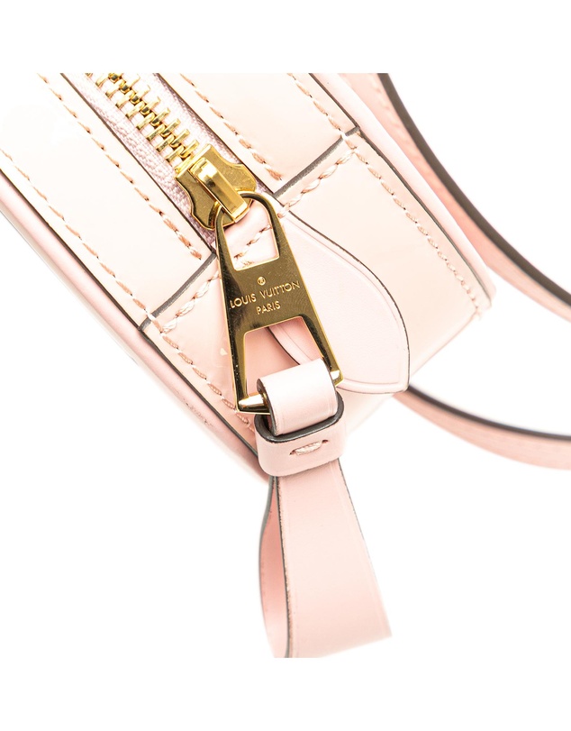 Pre-Loved by Azura Reborn - Pre-Loved louis vuitton Elegant Shoulder Bag with Secure Zip Closure and Adjustable Strap