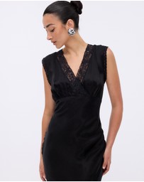 Minima Esenciales - Rosalie Lace Detail Midi Dress