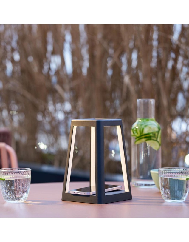 Lexon - Lexon Lantern Portable Lamp With Built-In Wireless Charger - Black
