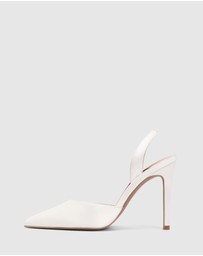 LANA WILKINSON - Everlee Satin Pump