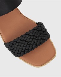 Zeroe - Wider Fit Kenzie Vegan Low Wedge Sandals