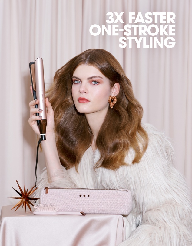 ghd - chronos™ Ultra-Fast Hair Straightener Limited Edition Gift Set in Cashmere Beige
