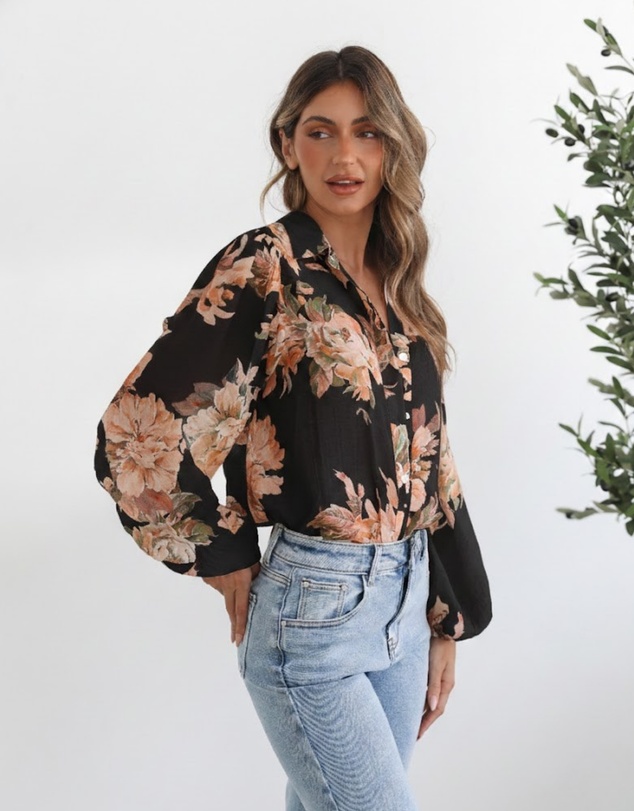 Esther & Co - Veiga Blouse - Black Floral