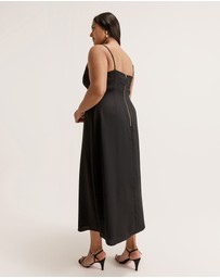 Review - Montreal Slip Dress
