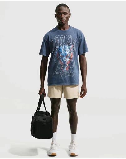 Nike - Nike Loose Train Culture T-Shirt