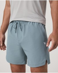 Vuori - Crosscourt Shorts Unlined Relaxed 7inch