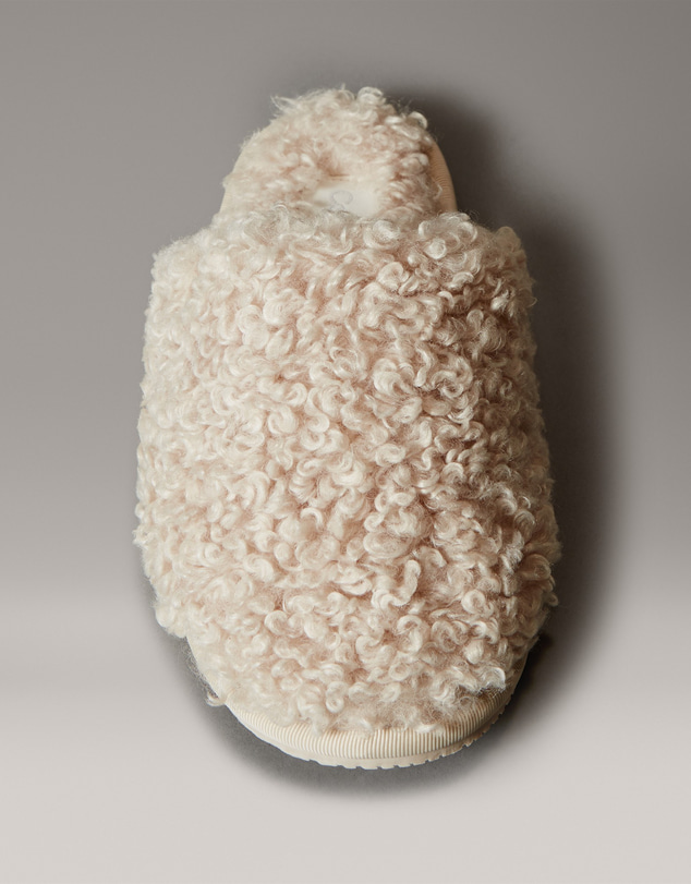 Calvin Klein - Faux Shearling Sherpa Slippers