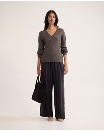 Oxford - Drew Cable V-Neck Knit