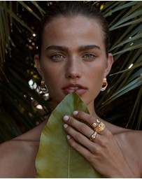 Amber Sceats - Magnolia Earrings