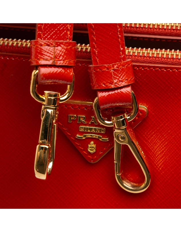 Pre-Loved by Azura Reborn - Pre-Loved Medium Saffiano Vernice Galleria Double Zip Satchel