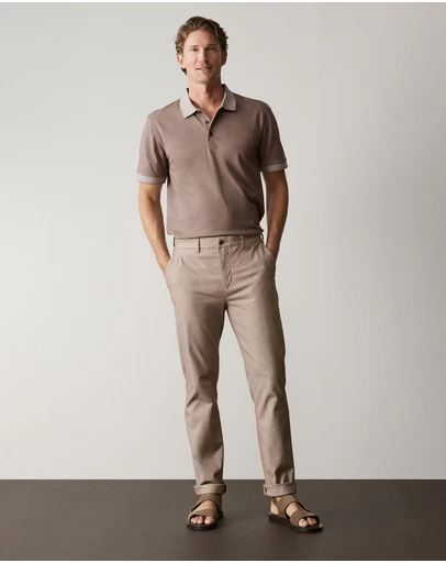 Trenery - Regular Fit Yarn Dyed Cotton Dobby Chino in Cocoa