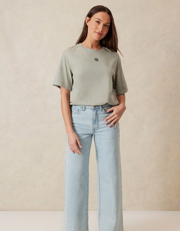 Ceres Life - Lola Longline Step Hem Tee