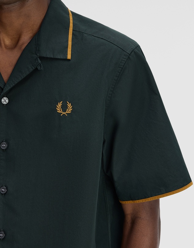 Fred Perry - Tipped Collar Shirt