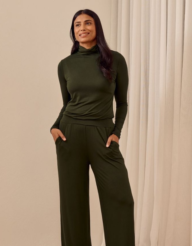 Bamboo Body - Bamboo Turtle Neck