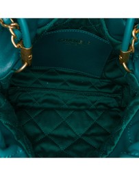 Pre-Loved by Azura Reborn - Pre-Loved chanel Chanel 22 Medium Quilted Lambskin Teal