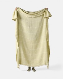 Linen House - Torquay Throw
