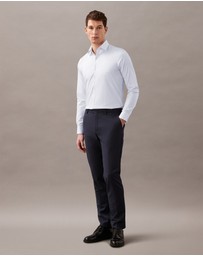 Calvin Klein - Performance Dress Shirt