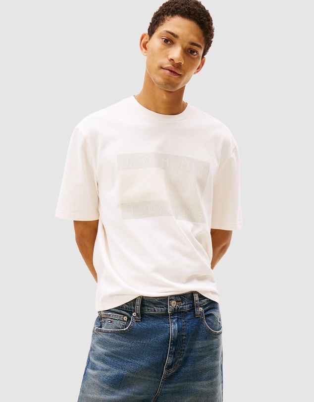 Tommy Jeans - 90s Distressed Flag Tee