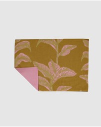 Mosey Me - Meridian Gold Placemat Set