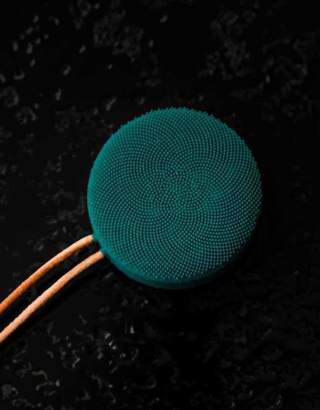 FOREO - LUNA 4 Body Massaging Body Brush