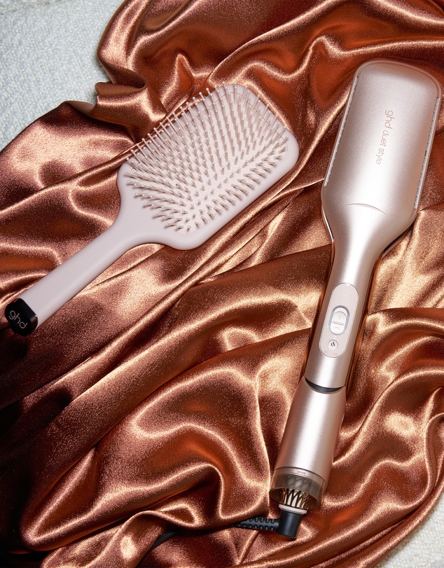 ghd - duet style Hair Straightener and Dryer 2-in-1 Gift Set in Cashmere Beige