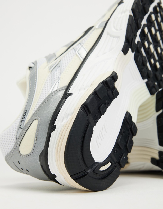 Nike - P-6000 - Women's