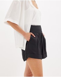 Amelius - Desiree Pleated Short