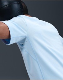 Nike - Primary Dri-FIT SS Versatile Top