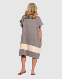 Tolu Australia - Adult Hooded Beach Towel in Black and White – Quick-Dry Swim Poncho for Swimming & Surfing