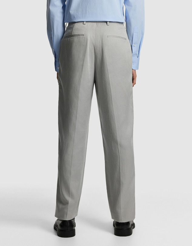 yd. - Odin Relaxed Dress Pant