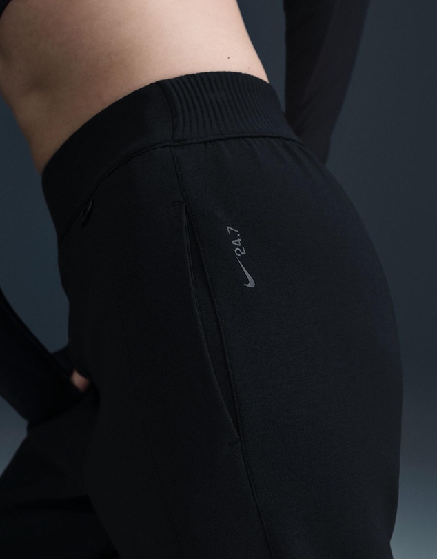 Nike - 24.7 ImpossiblySoft Dri-FIT Mid-Rise Joggers