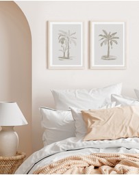 Olive et Oriel - Vintage Palm I Art Print