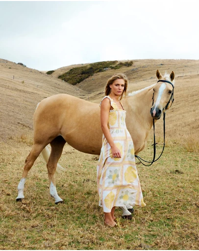 Binny - Straw Bale Dress