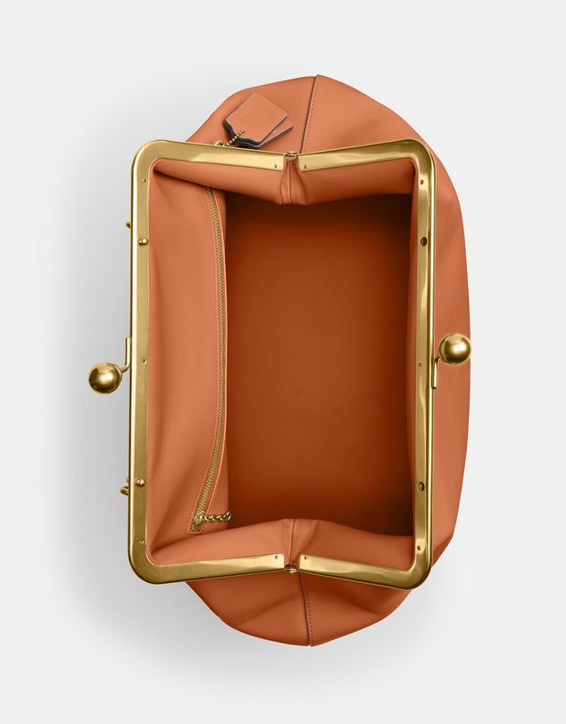 Coach - Glovetanned Leather Large Kisslock Frame Bag