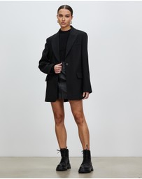 Minima Esenciales - Fable Oversized Blazer