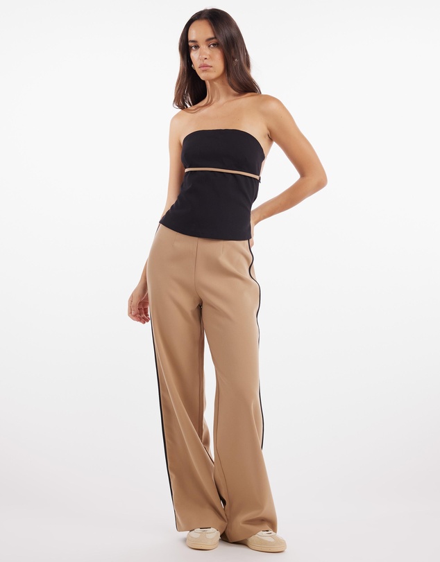 Dazie - Style Queen Strapless Top