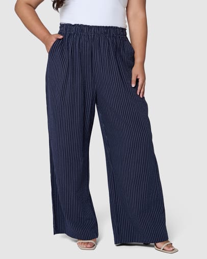 NAVY WHITE