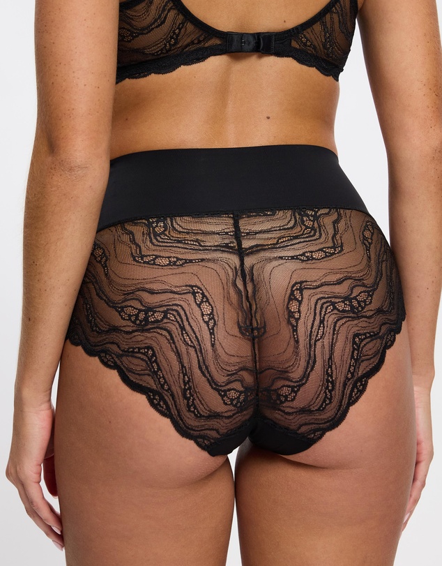 Calvin Klein - Sensual Stretch Lace Briefs