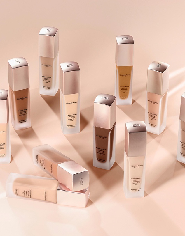 Elizabeth Arden - Flawless Finish Skincaring Foundation