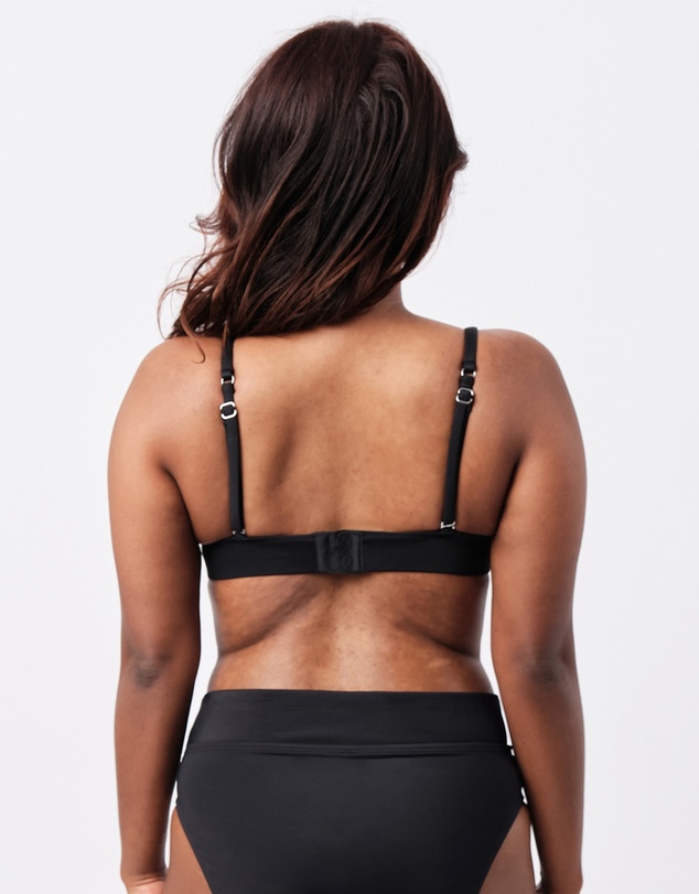 UNE PIECE - Never Say Never Bralette Bikini Top