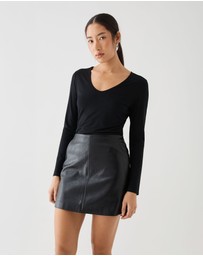 Forcast - Isla V-Neck Bamboo Top