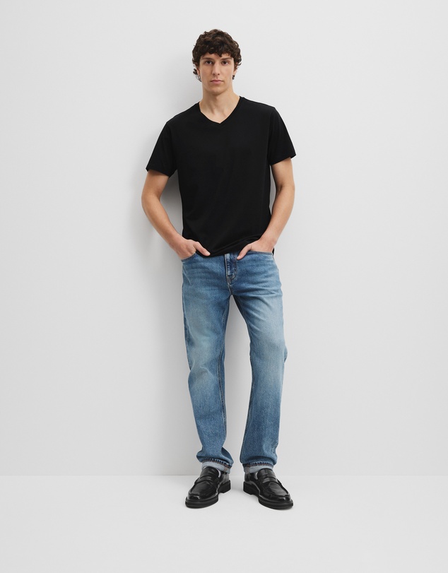 Country Road - Pima Cotton V-neck T-shirt