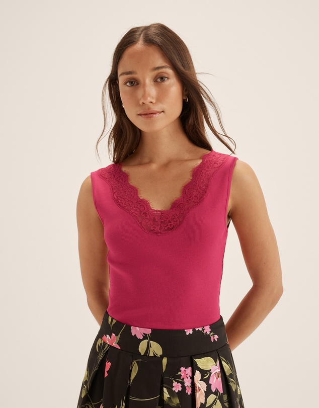 Review - Evie Lace Tank