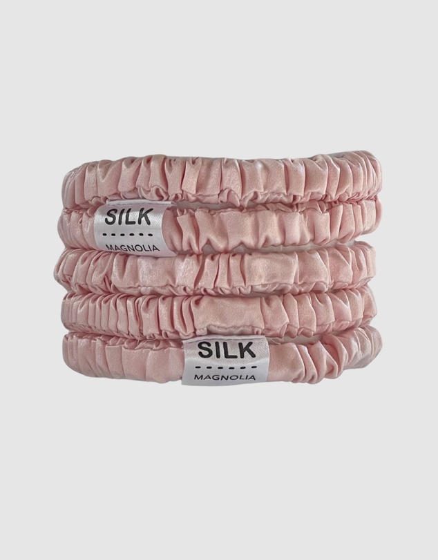 SILK MAGNOLIA - Pure Silk Scrunchie