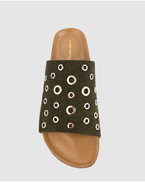Edward Meller - KUNE Slide with Eyelets