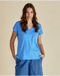 Betty Basics - Tracy V-Neck Tee