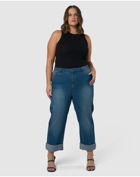 Sunday In The City - The Chain Boyfriend Jean